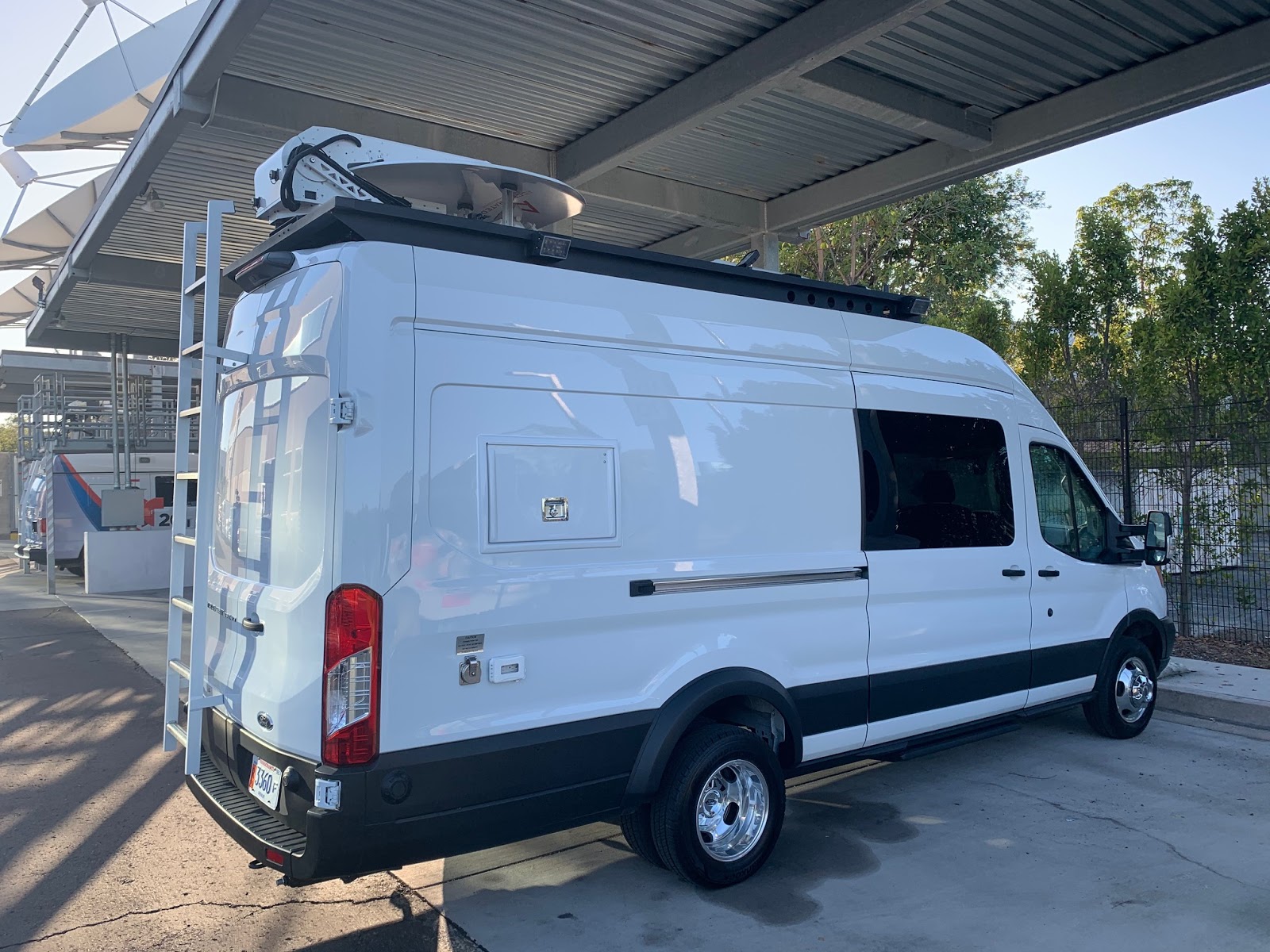 New KNSD-TV/KUAN-LD truck exterior